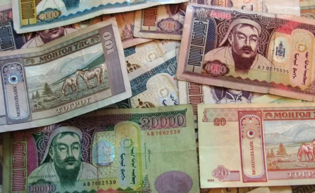 МӨНГӨТЭЙ ХАРЬЦАХ БУРУУ ДАДАЛ НАСАН ТУРШИД НЬ УРШИГ БОЛДОГ