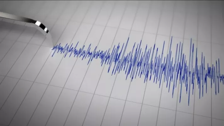 Сэлэнгэ аймгийн Ерөө сумаас урд зүгт 5.2 магнитудын хүчтэй газар хөдөлсөн нь Улаанбаатарт мэдрэгджээ