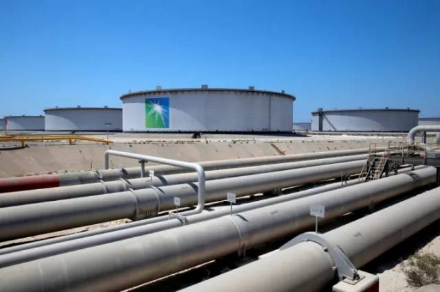 Нийлүүлэлт нэмэгдсэн ч ойрын саруудад нефтийн үнэ тогтворгүй хэвээр байна