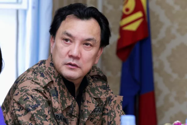 Хүнс, хөдөө аж ахуй, хөнгөн үйлдвэрийн сайд Б.Батзориг орон нутагт ажиллаж байна