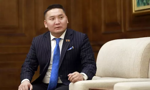 САЙН МЭДЭЭ: Нийслэлийн Засаг даргын орлогч З.Төмөртөмөө уулын фитнессийг тохижуулжээ