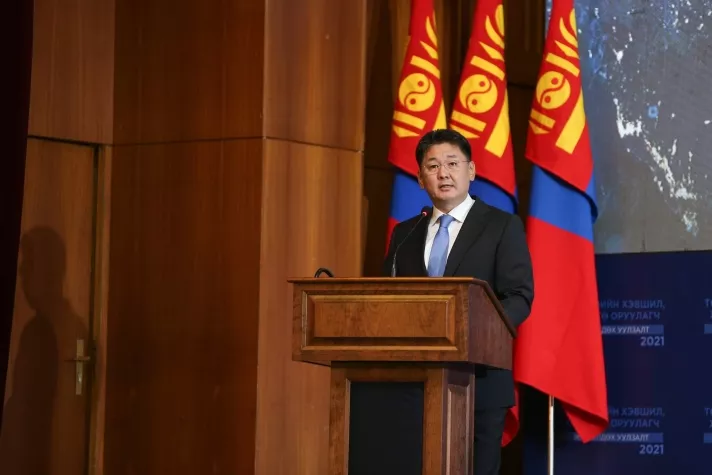 Ерөнхийлөгч У.Хүрэлсүх: Төр, хувийн хэвшил, хөрөнгө оруулагчид тулгамдаж байгаа асуудлаа хамтарч шийддэг байх ёстой