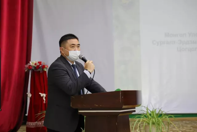 Хөтөлбөрийн давхардлыг арилгах замаар орон нутагт их сургуулиудын хотхон байгуулна