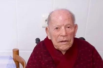 112 настай дэлхийн хамгийн өндөр настан урт наслах нууцаа дэлгэжээ