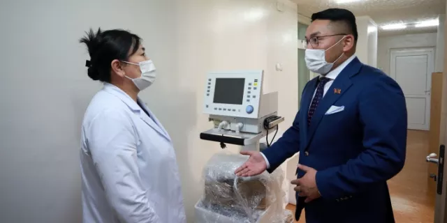 З.Төмөртөмөө: Улаан бүст ажиллаж байгаа нийт албан хаагчдадаа талархал илэрхийлье