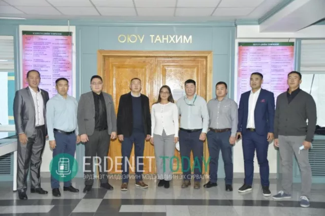 Эрдэнэт үйлдвэр ажилтнуудынхаа хувь хүний хөгжил, оюунд хөрөнгө оруулж байна