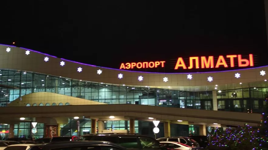 Алматы хотын нисэх буудлыг тодорхойгүй хугацаагаар хаажээ
