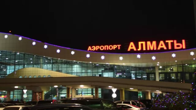 Алматы хотын нисэх буудлыг тодорхойгүй хугацаагаар хаажээ