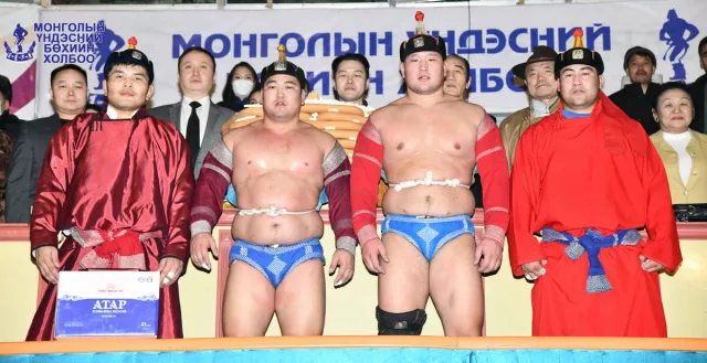 Сүхбаатарын Н.Өсөхбаяр анх удаагаа түрүүлэв