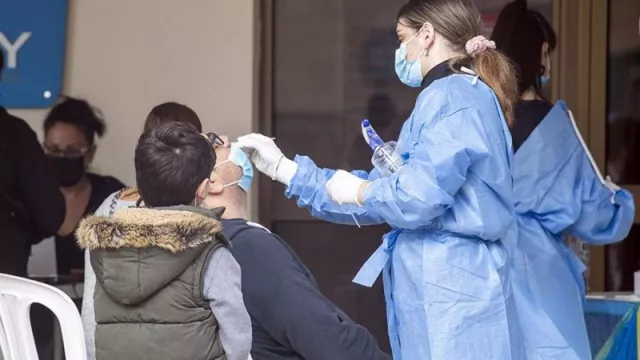 Кипрээс дельта болон омикроны хос өсвөр илэрлээ