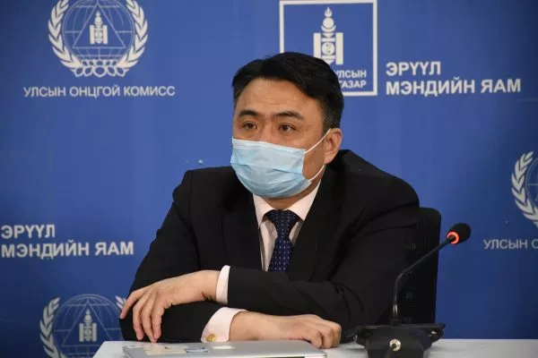 О.Батбаяр: Омикрон давлагааны оргил үед өдөрт шинээр 15,000-20,000 тохиолдол илэрнэ