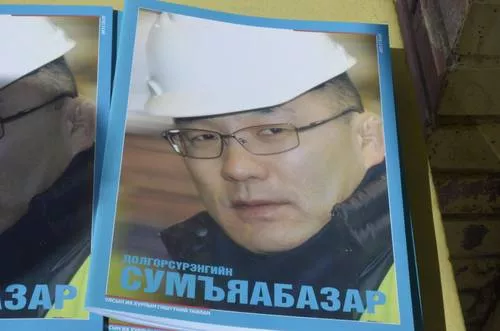 Д.Сумъяабазар: Дүүргээ дэмжиж байж нийслэлийн ажил өнгөтэй, өөдтэй явна