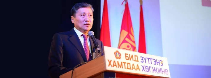 Ерөнхий сайд байхдаа оюутны хотхон байгуулна гэж худал ярьсан Сү.Батболд "шинэ үлгэр"-ээ ярьж эхэлжээ
