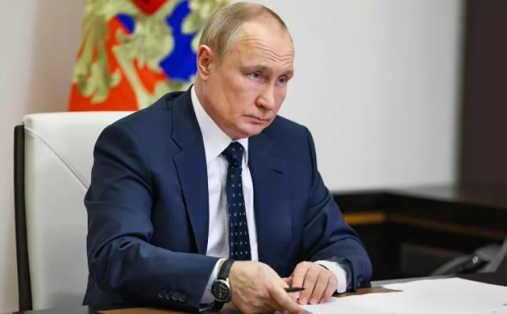 Оросын гадаад валютын өрийг рублиэр төлөх тухай зарлигт гарын үсэг зуржээ