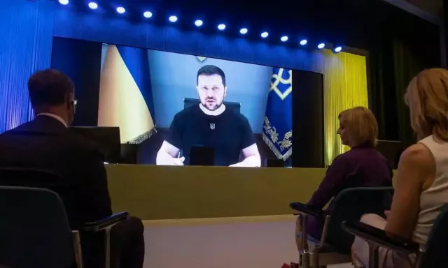 Дайны дараах Украины сэргээн босголтод $750 тэрбум шаардлагатай гэв