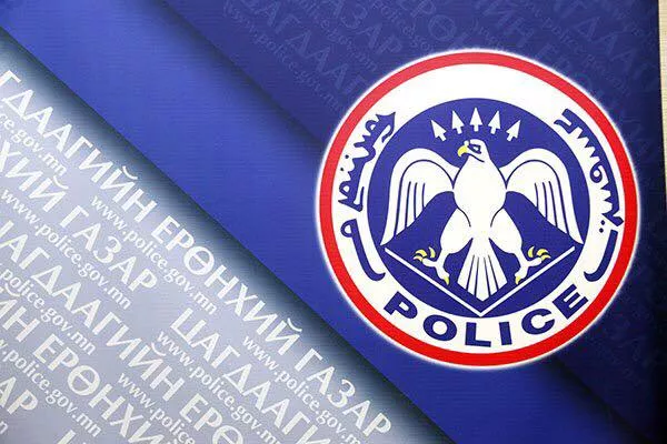 ДУНДГОВЬ АЙМАГ ДАХЬ ЦАГДААГИЙН ГАЗРЫН ДАРГЫГ АЖЛААС НЬ ЧӨЛӨӨЛЖЭЭ