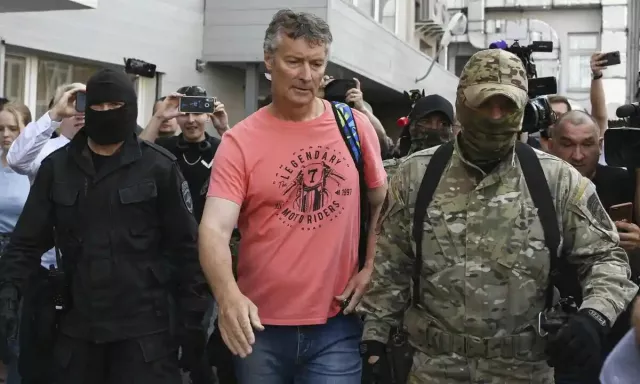 Оросын сөрөг хүчний улс төрч Украины дайныг шүүмжилснийхээ төлөө баривчлагдлаа