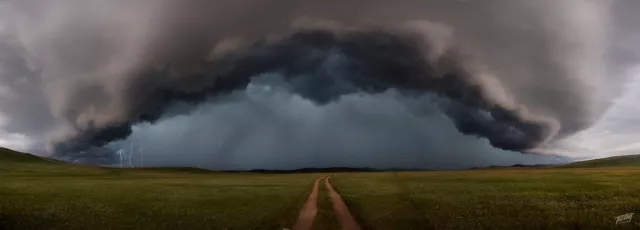 Есдүгээр сарын 3-наас эрс сэрүүсэж, салхи шуургатай байна