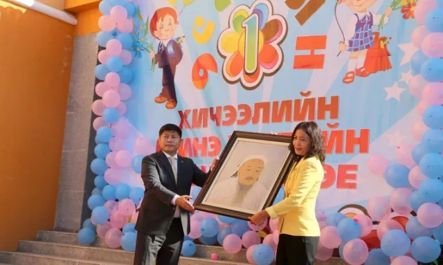 Сонгинохайрхан дүүрэгт 1000 сурагчтай шинэ сургууль үүдээ нээлээ