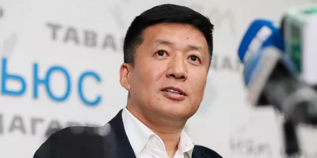 АН-ын “авралын бурхан“ нь МАНАН “судар” өвөртөлсөн С.Баярцогт болох уу