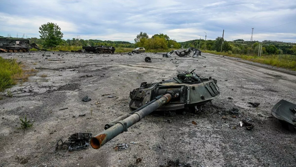 Украины цэргүүд фронтын зарим хэсгээр Оросын хилд хүрснийг албаны эх сурвалж мэдээллээ