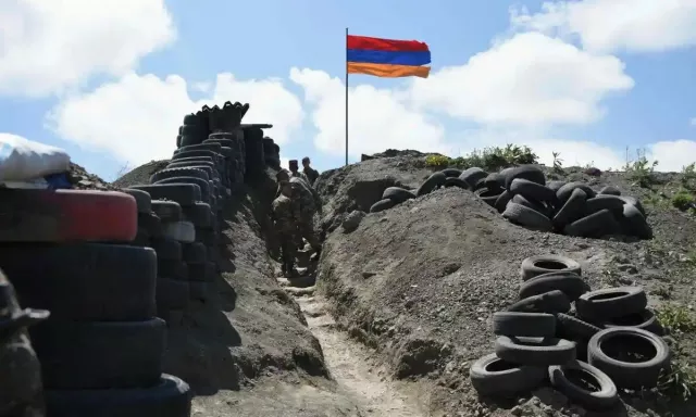 Армени, Азербайжаны хооронд зэвсэгт мөргөлдөөн гарах үеэр нийт 100 орчим цэрэг алагджээ