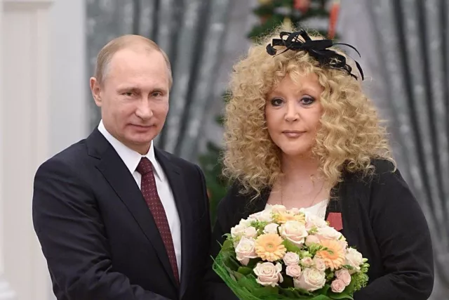 Украинд явуулж буй Оросын дайныг Зөвлөлтийн поп од асан Алла Пугачева шүүмжилжээ