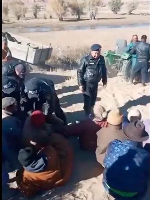 ВИДЕО: Увс аймгийн Өмнөговь сумын иргэд Эрдэнэбүрэнгийн УЦС-ын бүтээн байгуулалтад саад учруулжээ