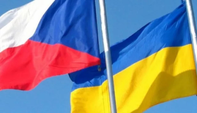 Чехийн ард иргэд Украинд танк худалдан авахад нь туслах зорилгоор хандив цуглуулжээ