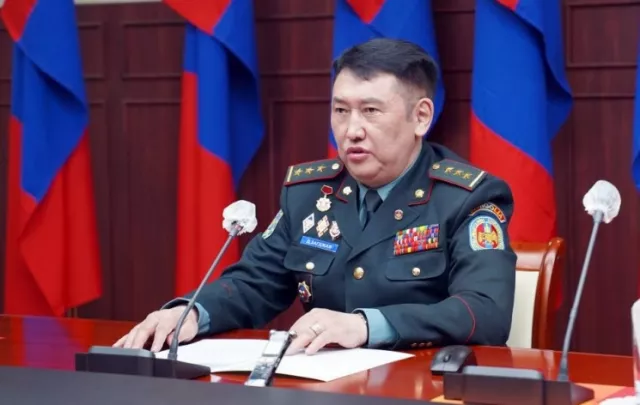 Ерөнхий сайд, салбарын сайдаа басамжилан ярьж буй ШШГЕГ-ын дарга Д.ЗАГДЖАВТ яагаад хариуцлага тооцохгүй байгаа юм бэ