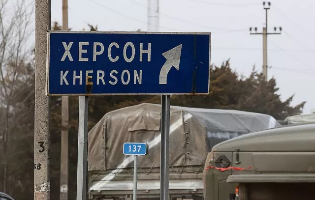 Оросын тал Украины Херсон мужаас иргэдийг нүүлгэн шилжүүлж эхэлжээ