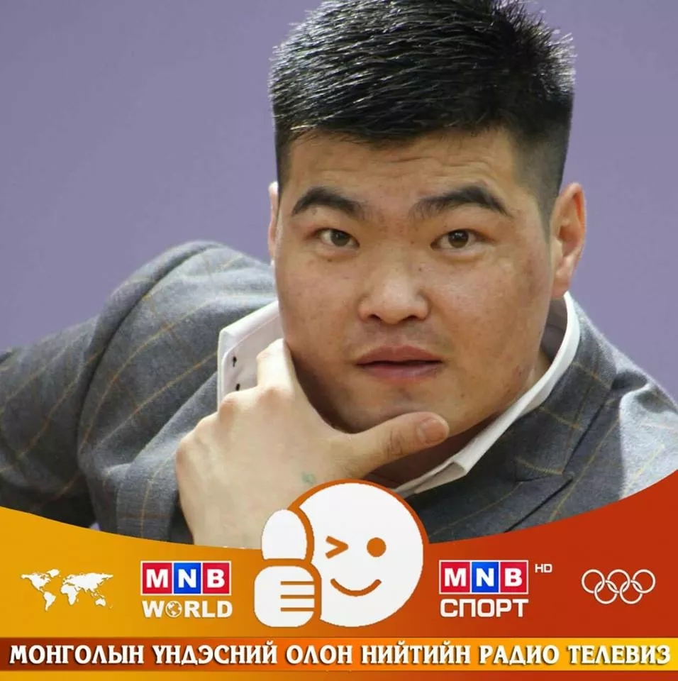 “Монголын өглөө” дуу олон улсын наадмаас мөнгөн цом хүртжээ