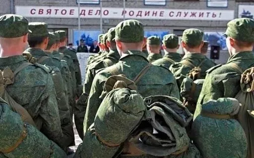 ОХУ-д хэсэгчилсэн дайчилгаа дуусч, хугацаат цэргийн татлага эхэллээ