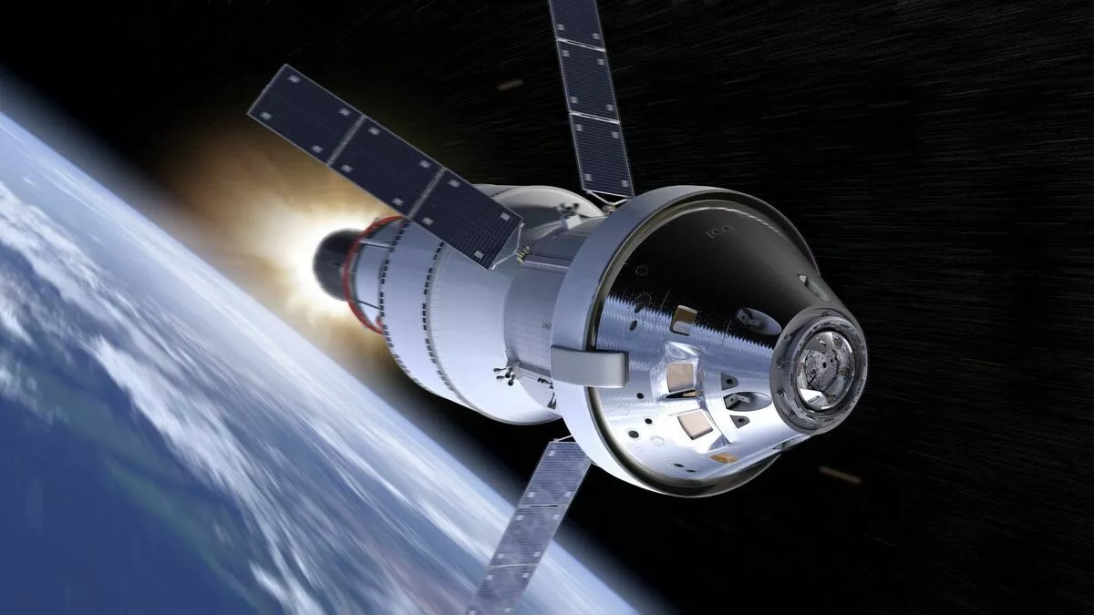 NASA-гийн Орион хөлөг алсын аяллын дээд амжилтыг тогтоолоо