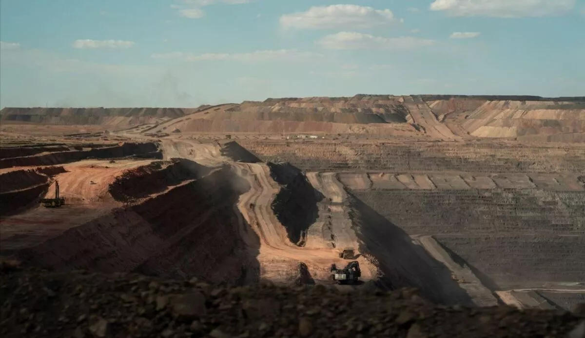 385,000 тонн нүүрс хулгайд алдагдсан нь тодорхой болжээ