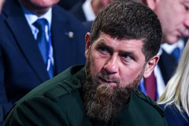 Чеченийн Кадыровын “сулхан суниалт” хүмүүсийг гайхшируулав