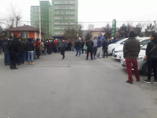 Виз мэдүүлэх дугаарыг 30-100 мянгаар дамлаж байна