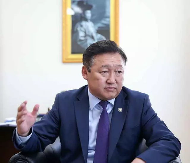 Д.Тогтохсүрэн: Манай зарим гишүүд халдашгүй байдал гэх нэрийн дор юу ч хийж болно гэсэн хандлагатай байдаг