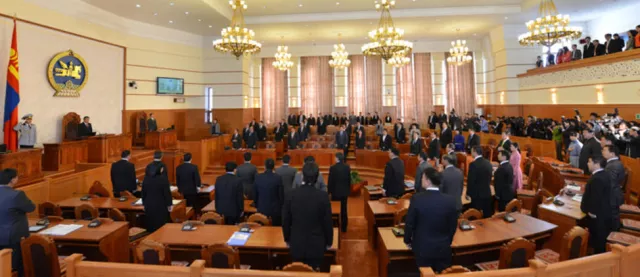УИХ-ын хаврын ээлжит чуулган нээлтээ хийж байна