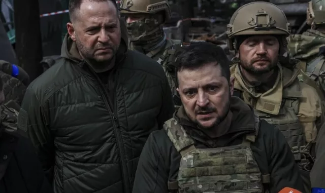 Ухвар мөчид удирдлага нь л Украины ард түмнийг үхэл, сүйрэл рүү түлхчихлээ