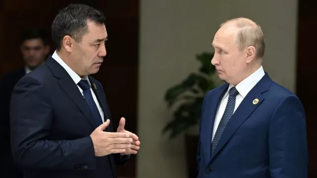 Ялалтын баярын парадад гадаад орнуудын удирдагчдаас зөвхөн Киргизстаны ерөнхийлөгч оролцоно