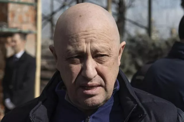 Оросын армийн анги Бахмутыг орхин зугтсаныг Вагнерын тэргүүн мэдээлжээ