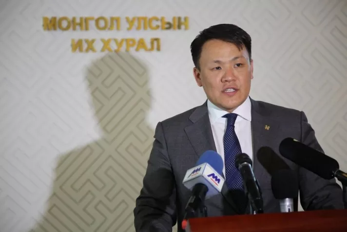 Н.Номтойбаяр улс төрд эргэн ирэхийг оролдож эхэлжээ