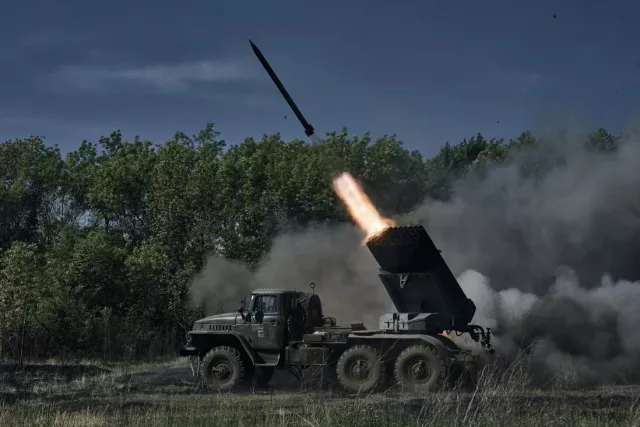 Оросын цэргийг Бахмутаас нэмж ухрааснаа Украины зэвсэгт хүчин мэдээллээ