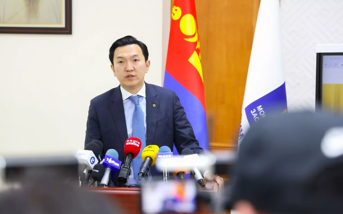 Н.Учрал: Дөрвөн тусгай сан, дүүргүүдийн газар олголтын мэдээлэл ил боллоо