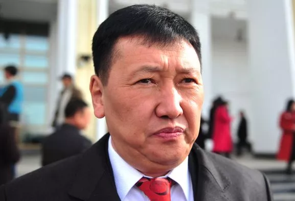 АВСАН ТАЛААС НЬ ХУРААГААД ЭХЭЛЛЭЭ, ӨГСНИЙГ НЬ ЯАХ ВЭ