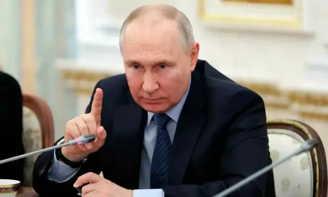 Украины армийн сөрөг давшилтын амжилтыг Путин үгүйсгэв