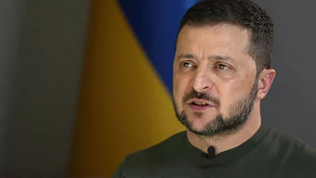 Украины армийн сөрөг давшилт удааширсныг Зеленский хүлээн зөвшөөрөв