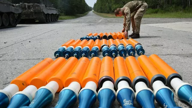 Украинд ураны орцтой сум нийлүүлэх АНУ-ын “хүмүүнлэг бус” шийдвэрийг ОХУ шүүмжлэв