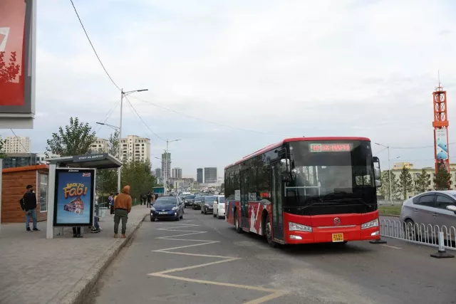 Яармагийн замын нэгдүгээр эгнээг чөлөөлсөнтэй холбоотойгоор богино эргэлт гаргаж, автобусны тоог нэмээд байна